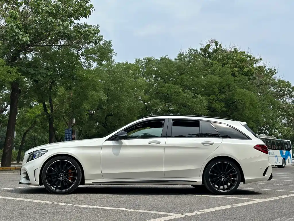 Mercedes-Benz C-Class AMG 2019 — фото 19