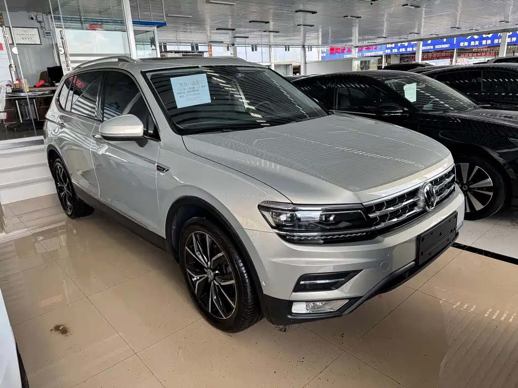 Volkswagen Tiguan L 2020 — фото 9