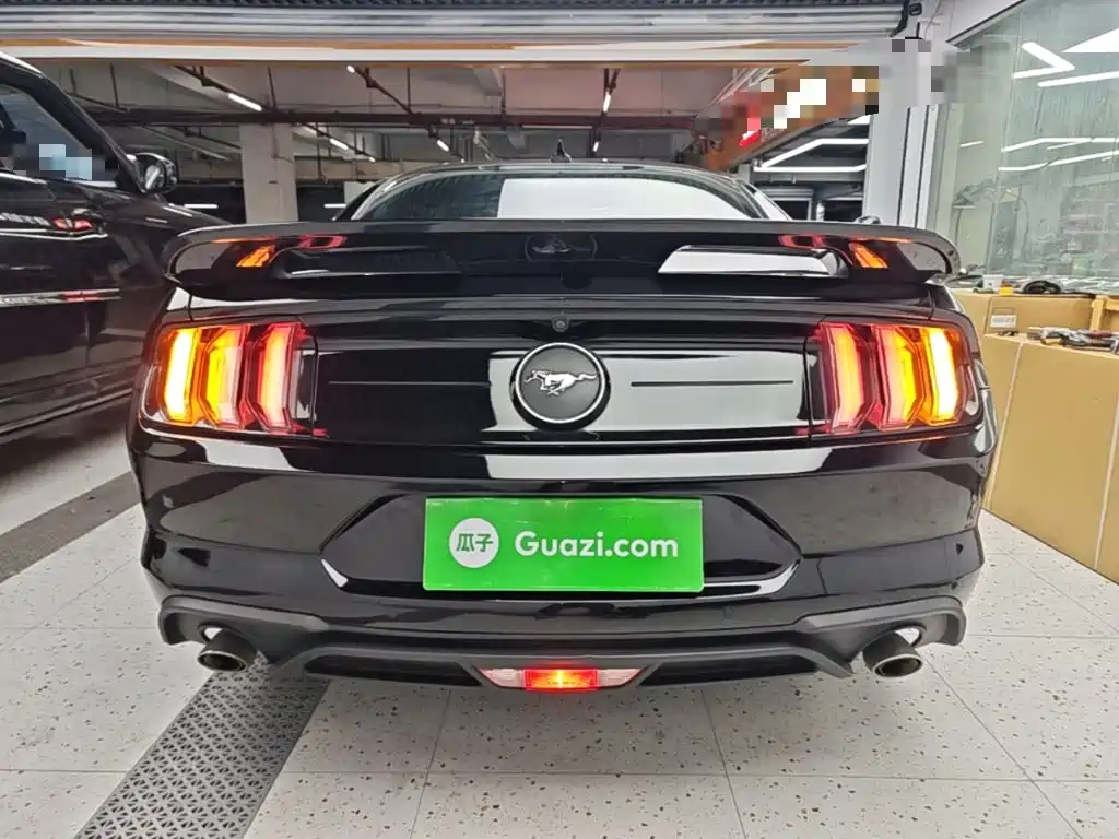 Ford Mustang 2021 — фото 6