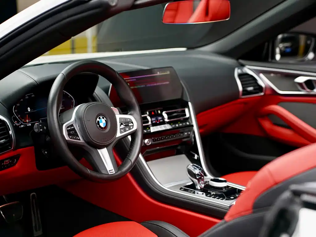 BMW 8 Series 2023 — фото 10