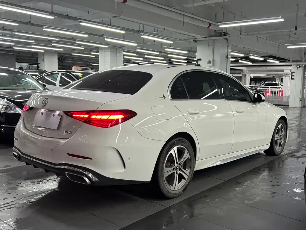 Mercedes-Benz C-Class 2022 — фото 16