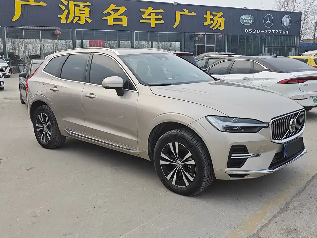 Volvo XC60 2024 — фото 2