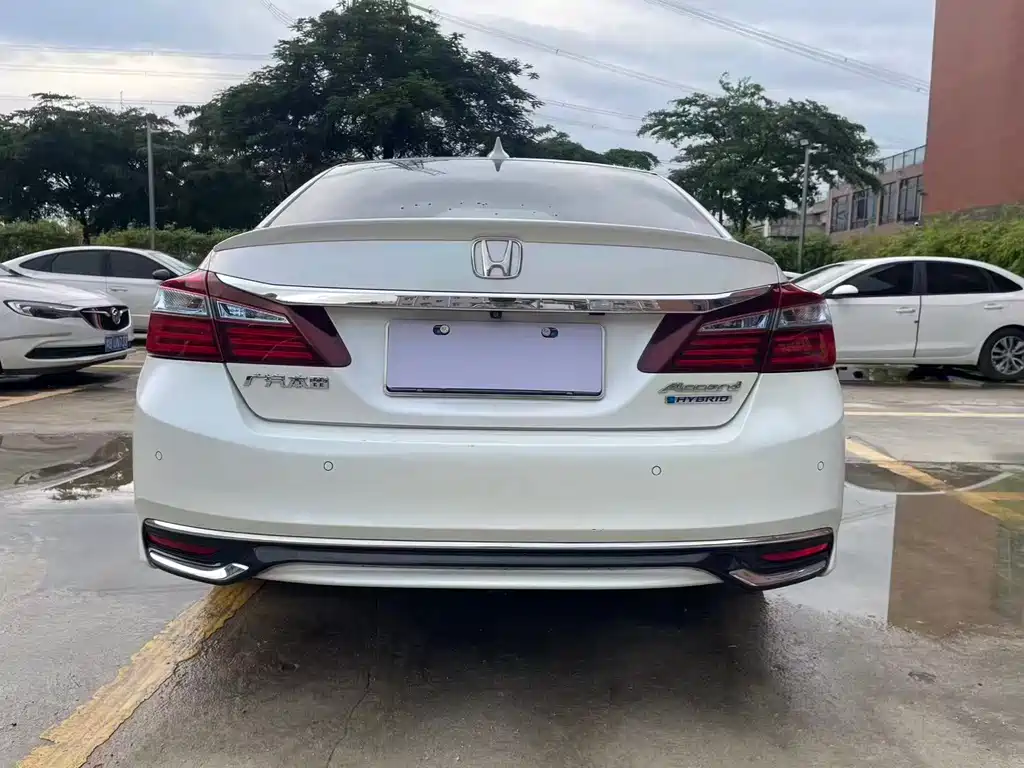 Honda Accord 2018 — фото 5