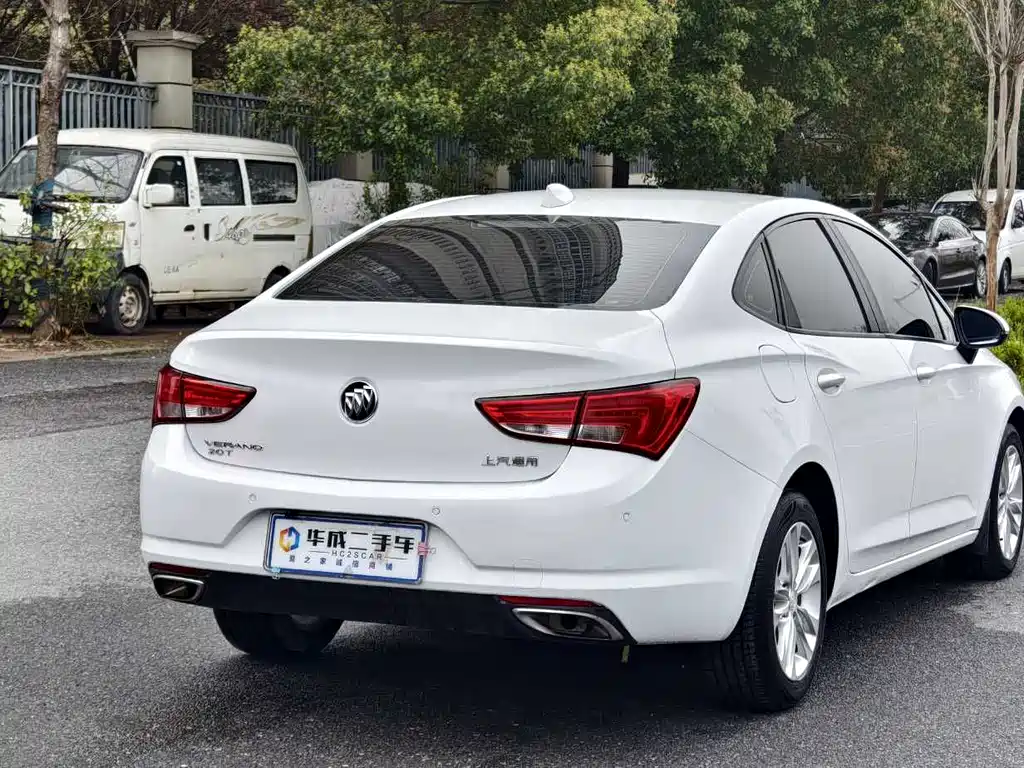 Buick Verano 2018 — фото 8