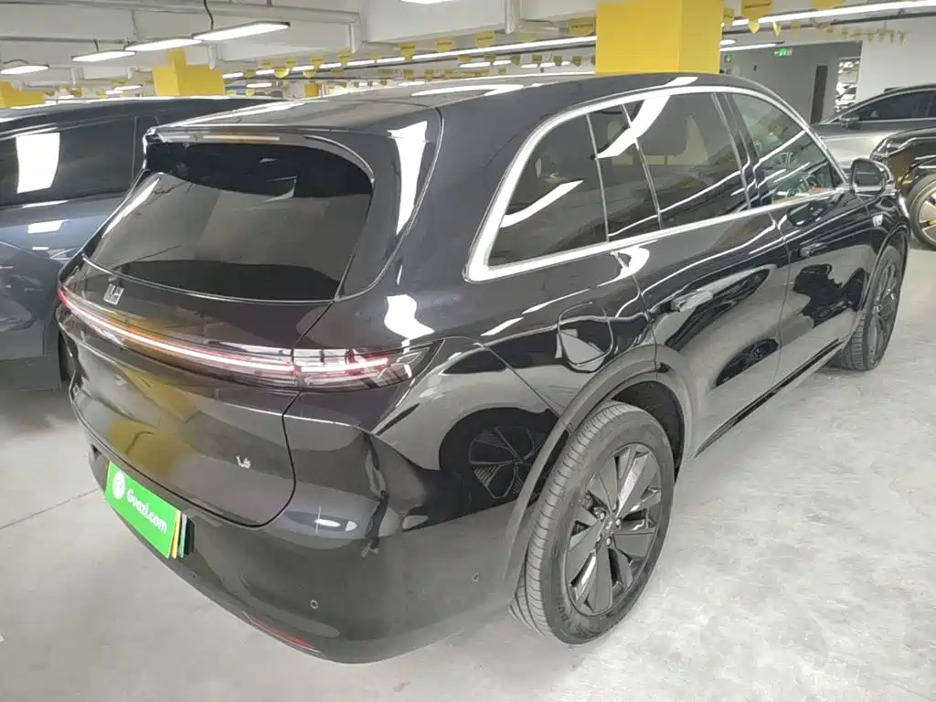 Li Auto Li L6 2025
