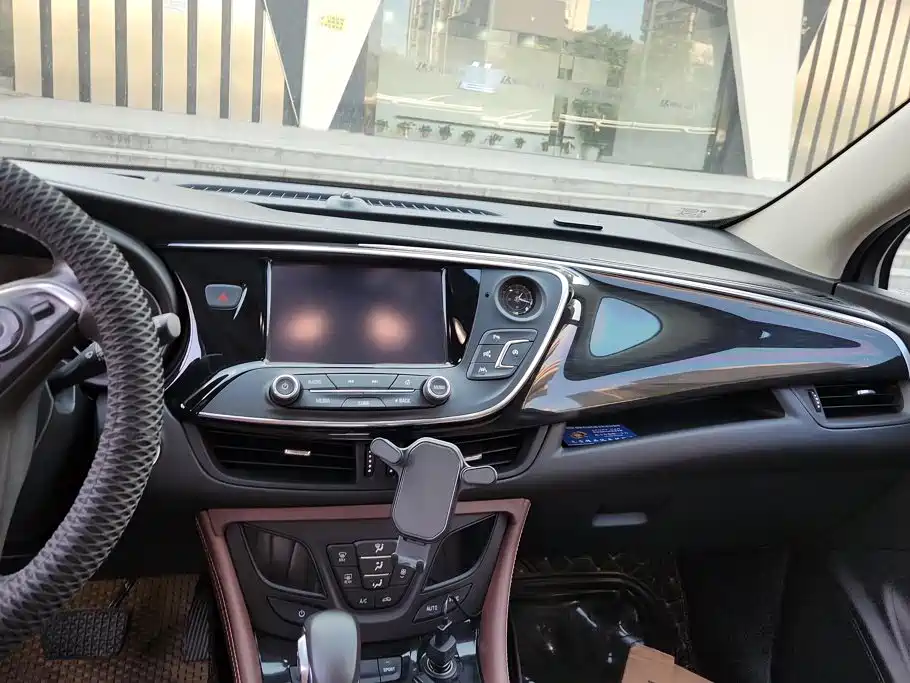 Buick Envision Plus 2018 — фото 13
