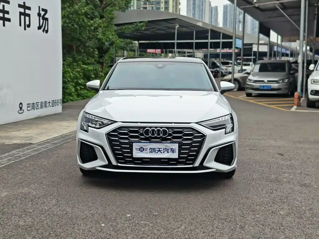 Audi A3 2023 — фото 2
