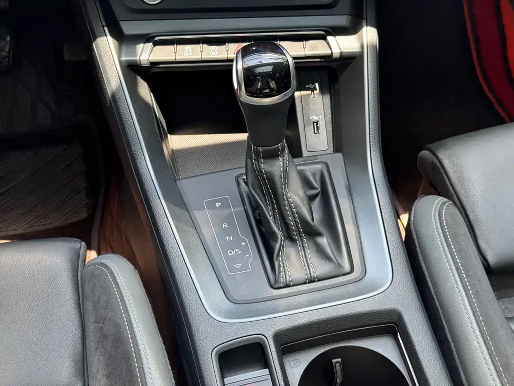 Audi Q3 Sportback 2021 — фото 21