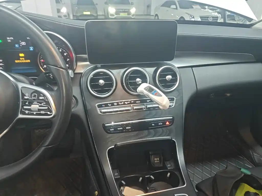 Mercedes-Benz C-Class 2019 — фото 13