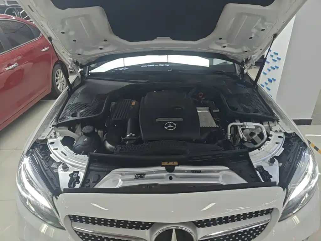Mercedes-Benz C-Class 2019 — фото 20
