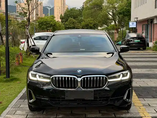 BMW 5 Series 2022