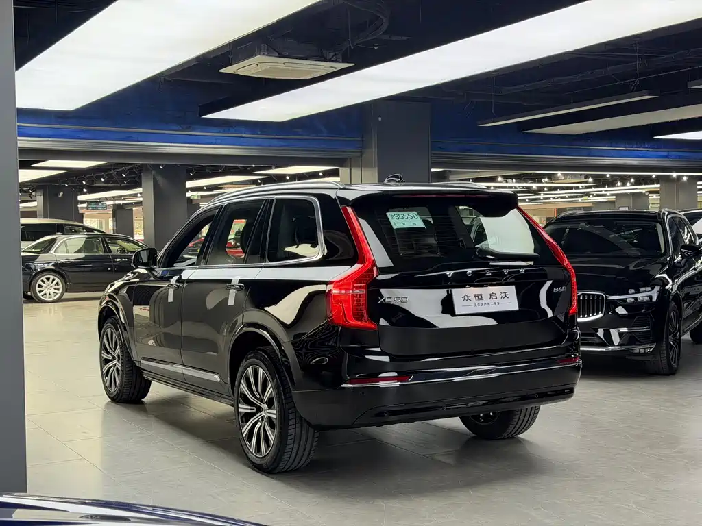 Volvo XC90 2024 — фото 5