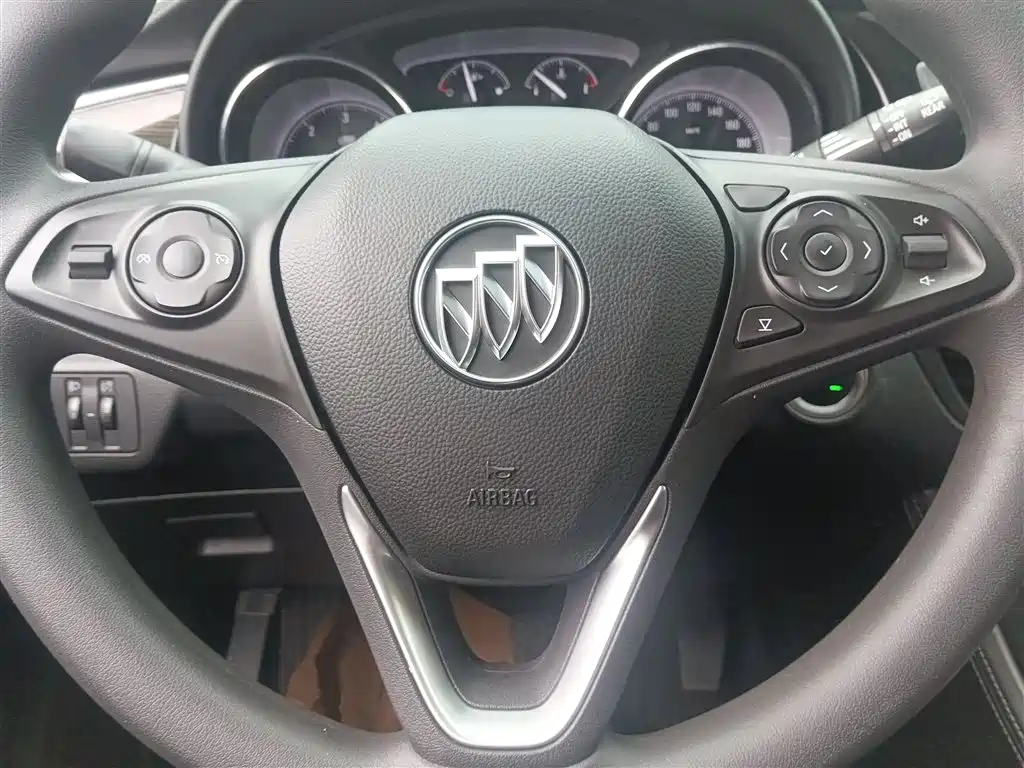 Buick Envision Plus 2020 — фото 7