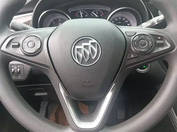 Buick Envision Plus 2021