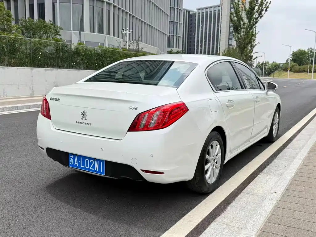 Peugeot 508 2014 — фото 4