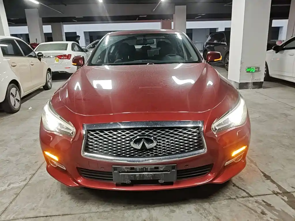 Infiniti Q50L 2016 — фото 3