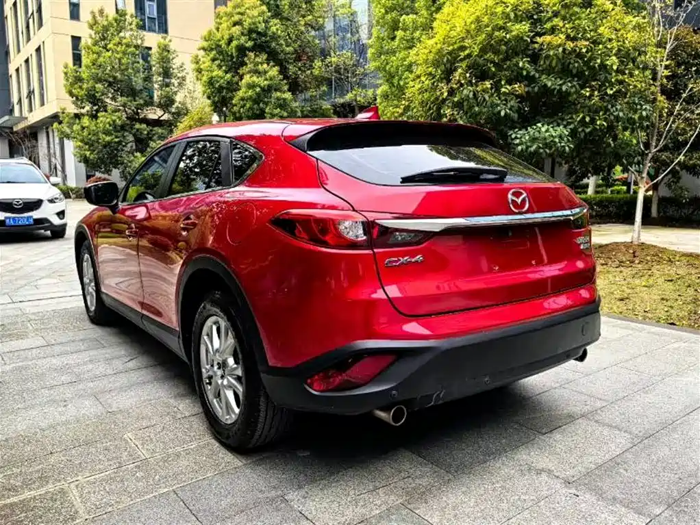 Mazda CX-4 2018 — фото 7