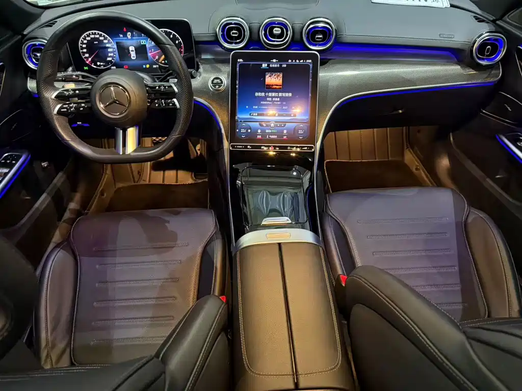 Mercedes-Benz C-Class 2023 — фото 6
