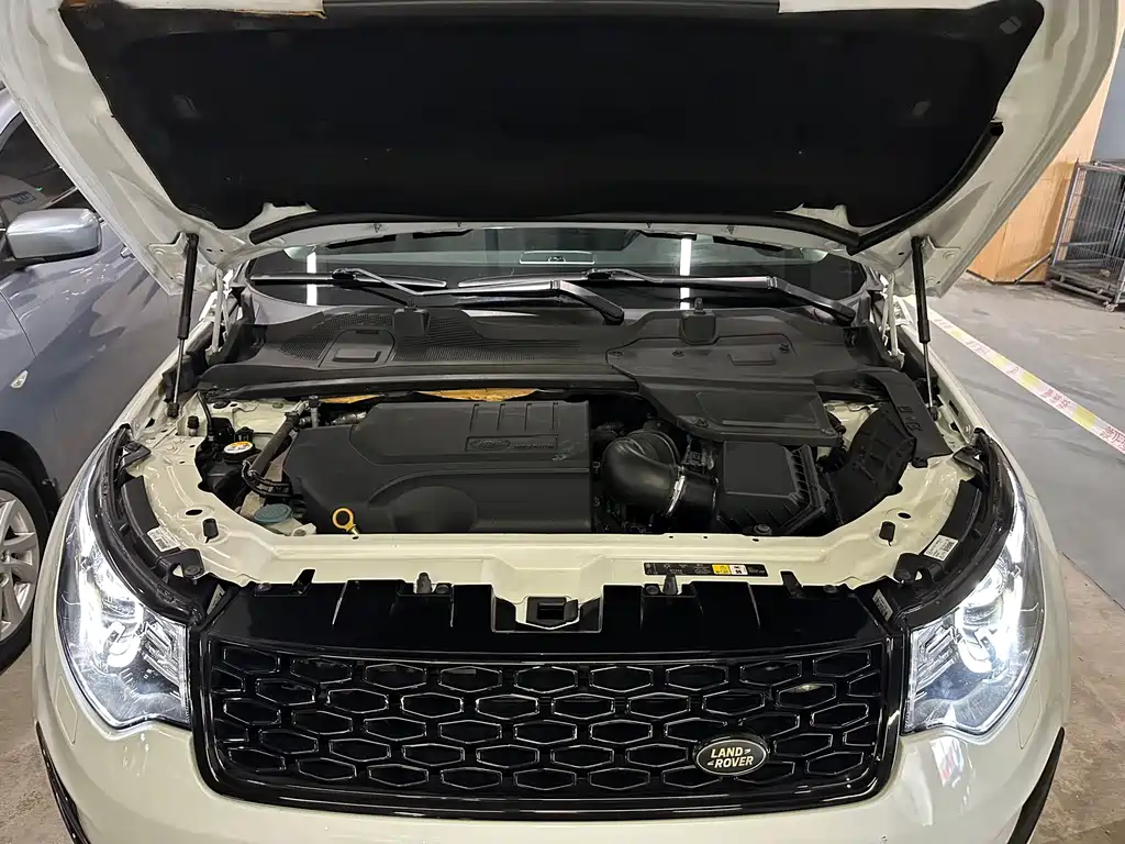 Land Rover Discovery Sport 2018 — фото 21