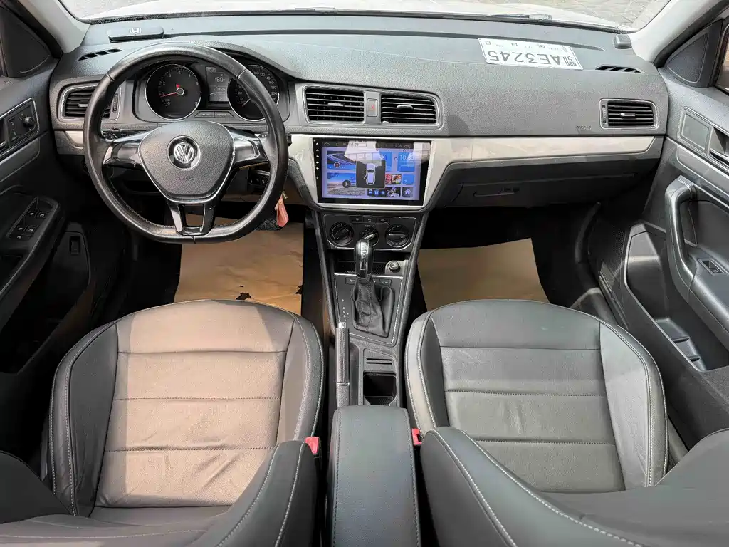 Volkswagen Lavida 2015 — фото 9