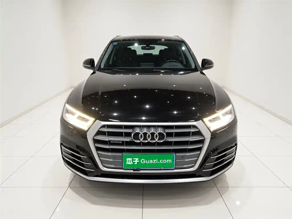 Audi Q5L 2020 — фото 3