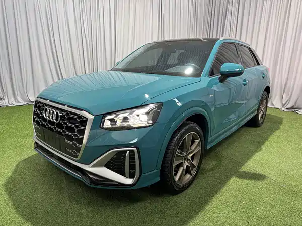 Audi Q2L 2022
