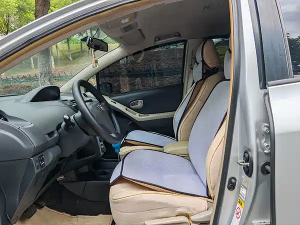 Toyota Yaris 2009