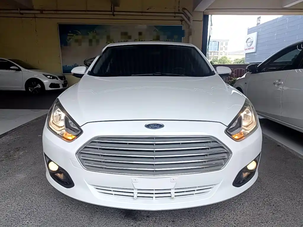 Ford Forrest 2017
