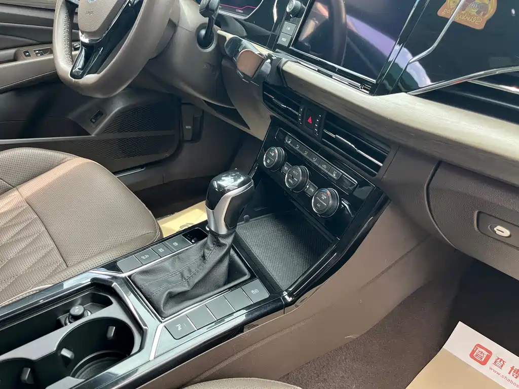 Volkswagen Passat 2019 — фото 14