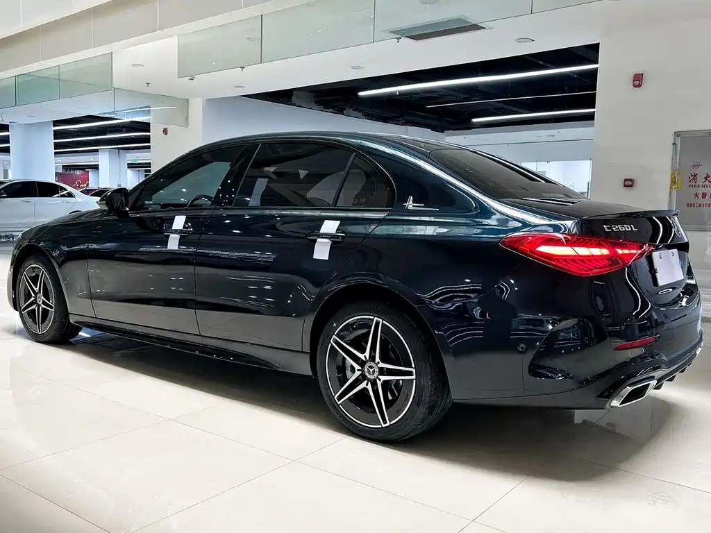 Mercedes-Benz C-Class 2023