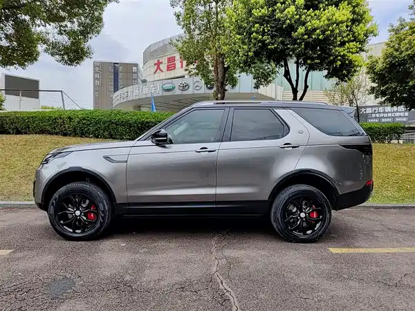 Land Rover Discovery 2017