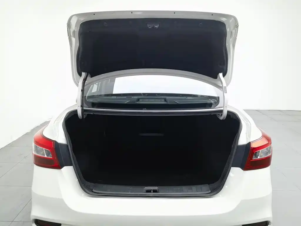 Nissan Sylphy 2020 — фото 16