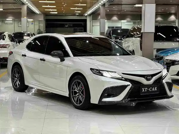 Toyota Camry 2022