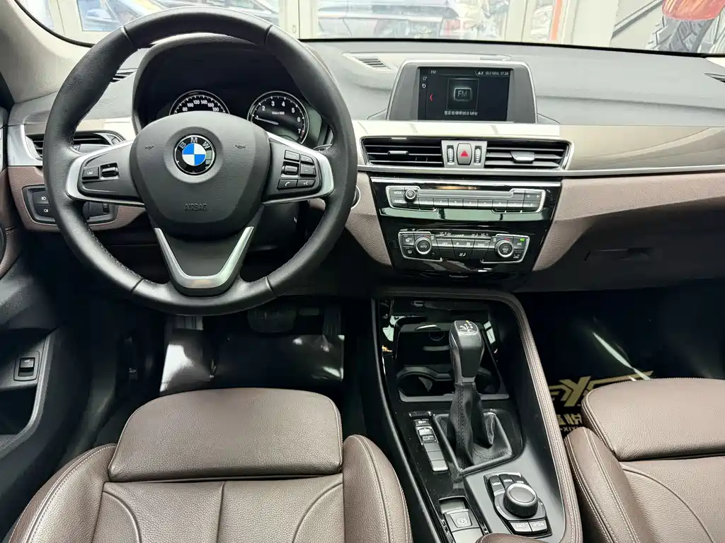BMW X1 2018 — фото 10