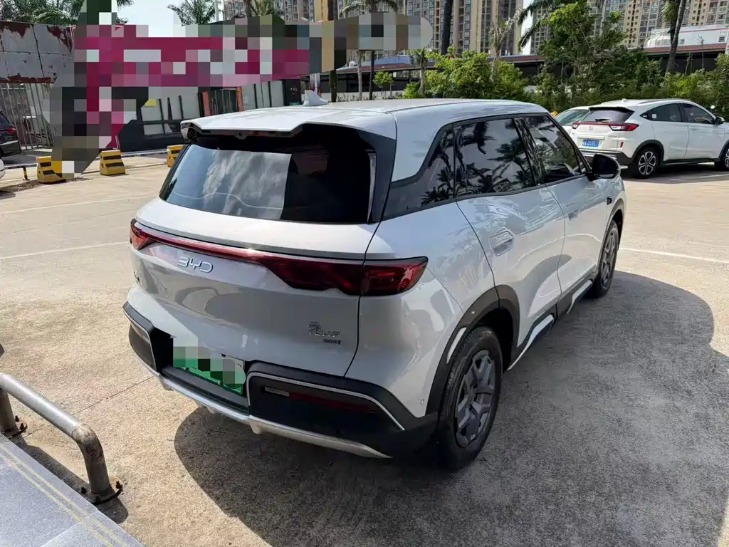 BYD Yuan UP 2025