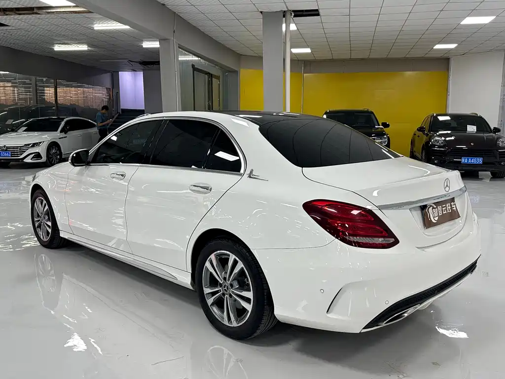 Mercedes-Benz C-Class 2018 — фото 7