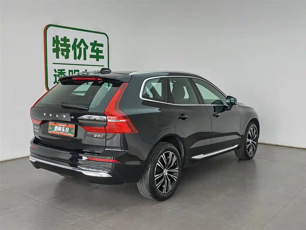 Volvo XC60 2021 — фото 2