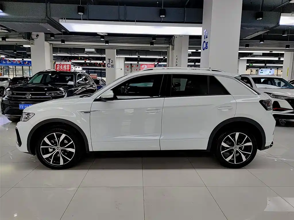 Volkswagen T-Roc 2024