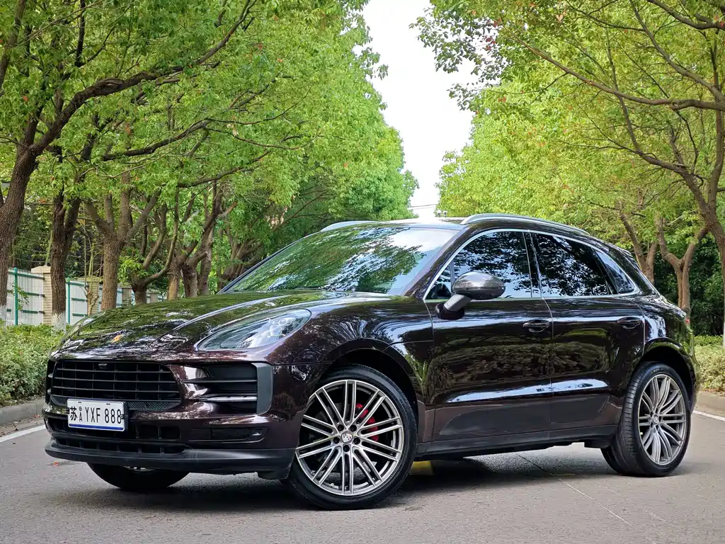 Porsche Macan 2022 — фото 1