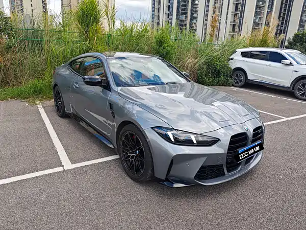 BMW M4 2024
