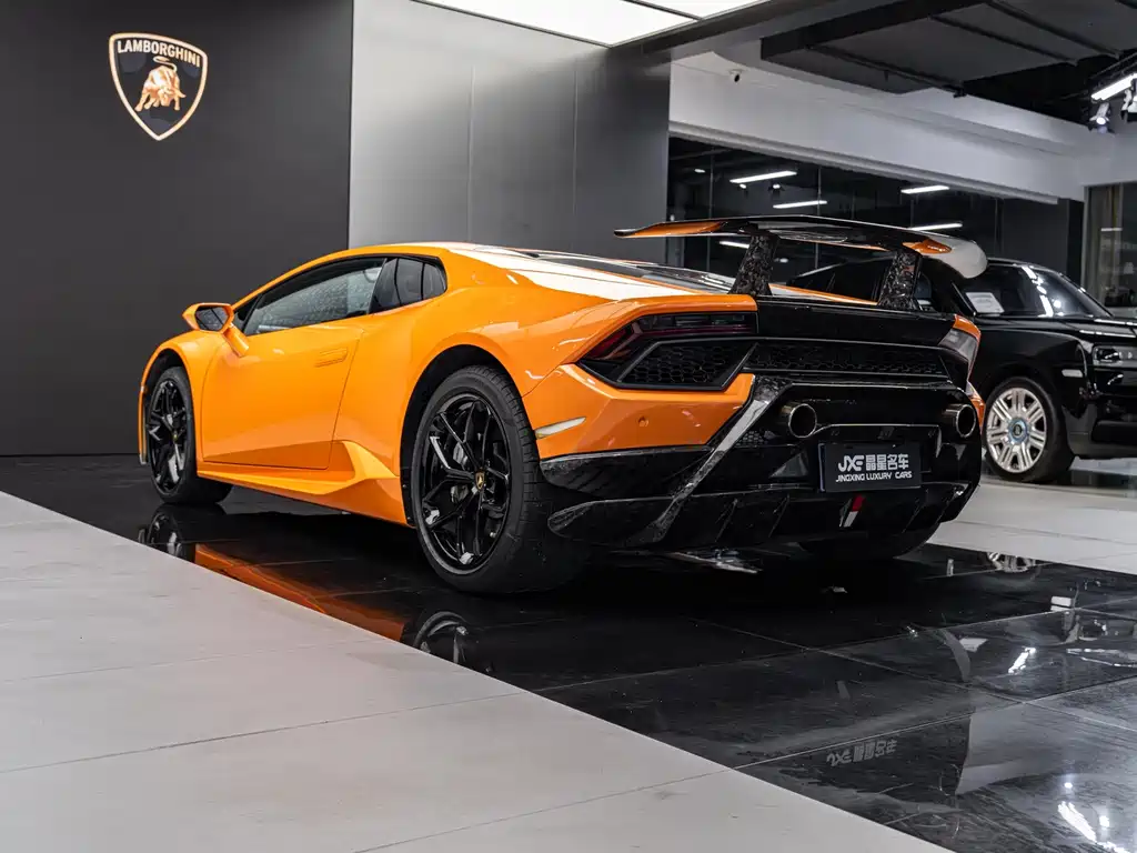 Lamborghini Huracan 2020 — фото 12