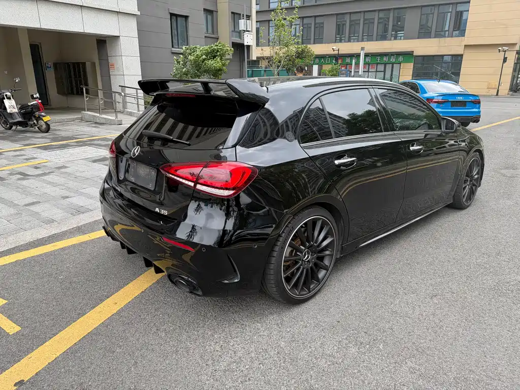 Mercedes-Benz A-Class AMG 2022 — фото 12