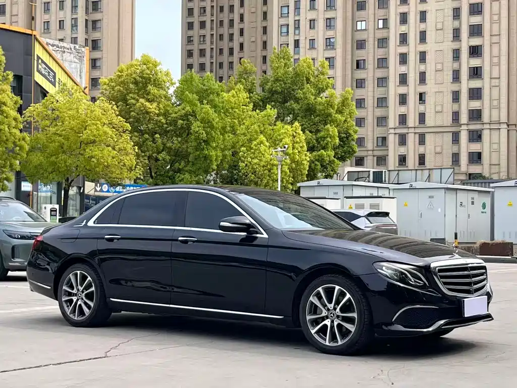 Mercedes-Benz E-Class 2019