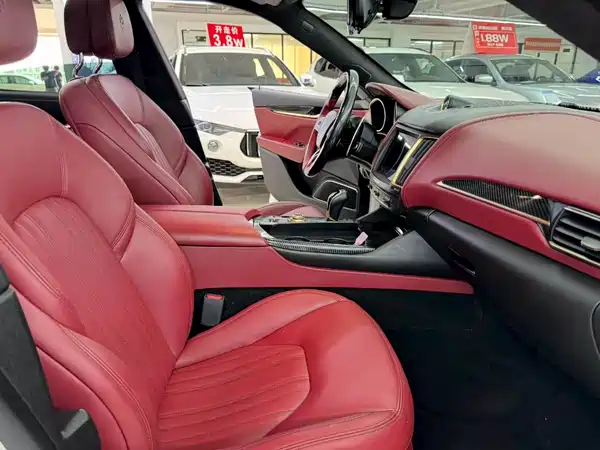 Maserati Levante 2017