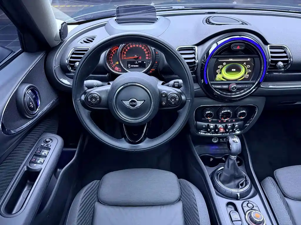 MINI Clubman 2017 — фото 15