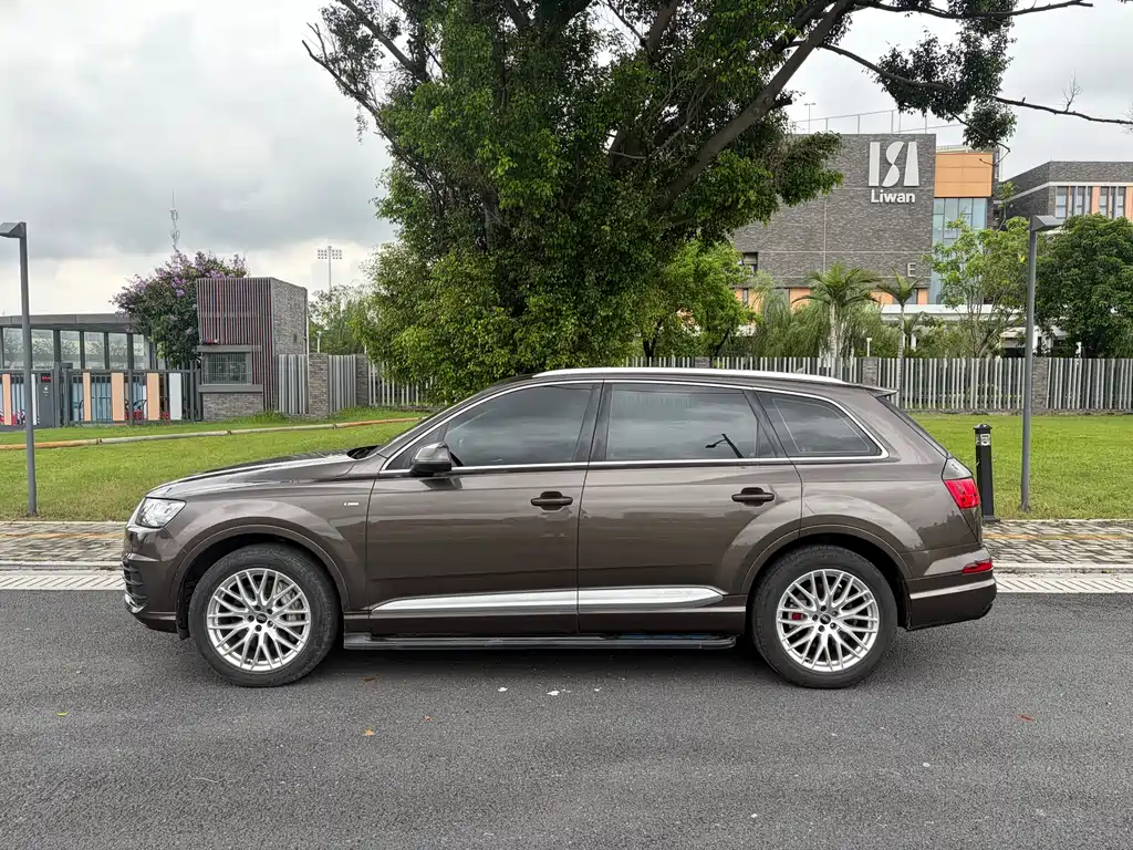 Audi Q7 2016 — фото 2