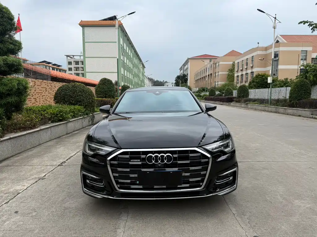 Audi A6L 2025 — фото 2