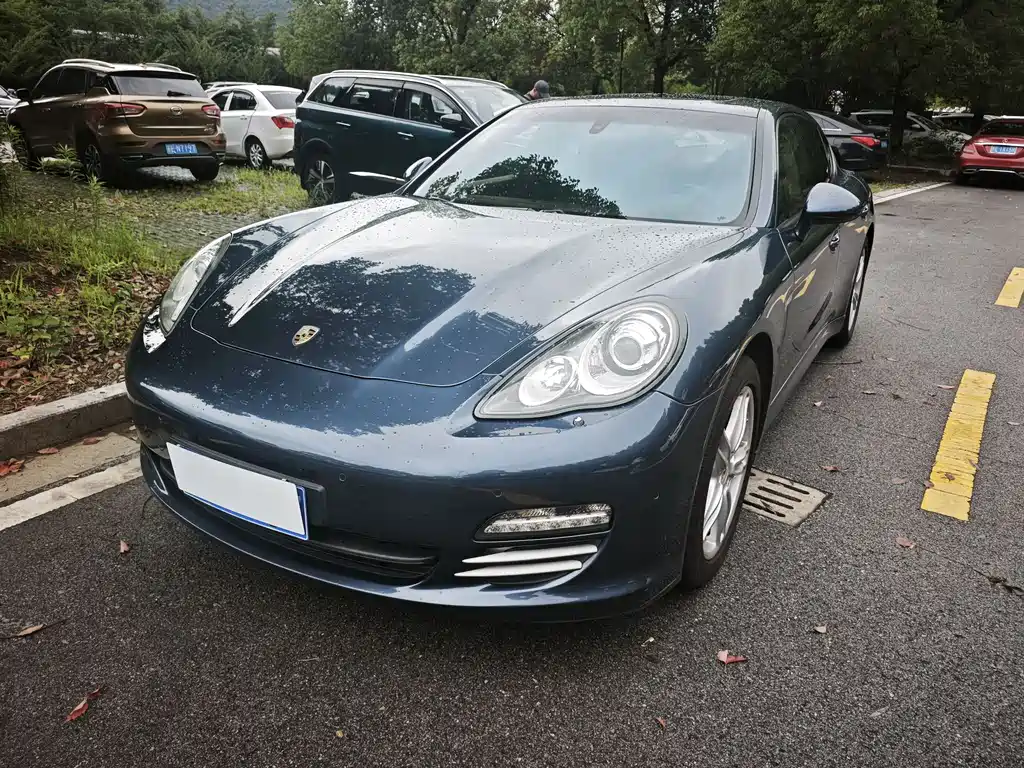 Porsche Panamera 2011