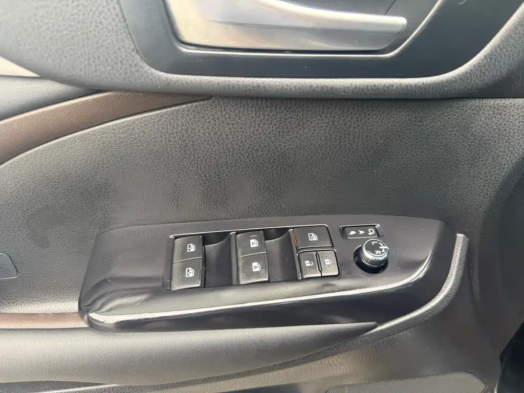 Toyota Highlander 2019 — фото 10
