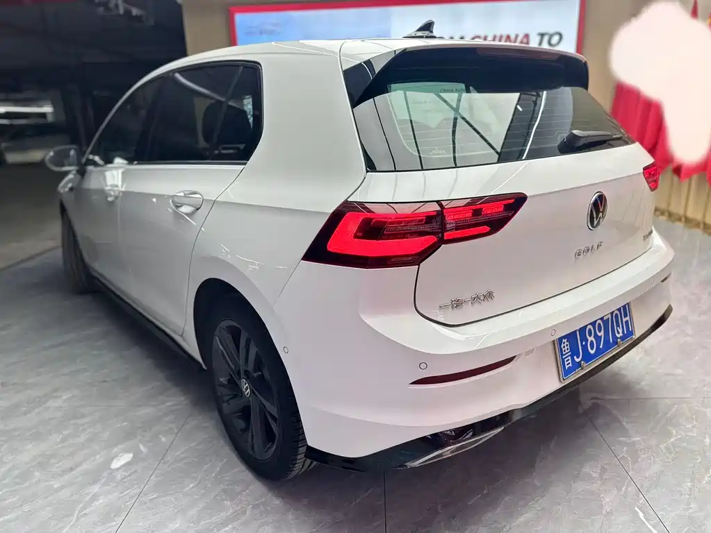 Volkswagen Golf 2023